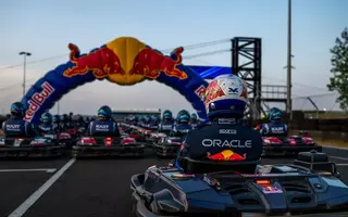 101 karts, un compteur live et une Bonus Lap : Disney+ transforme Max vs 100 en interface de jeu