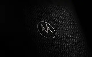 Motorola Signature 27 : Snapdragon Extreme, zoom 200 MP et refroidissement au diamant, mais la fiche n’est pas encore complète