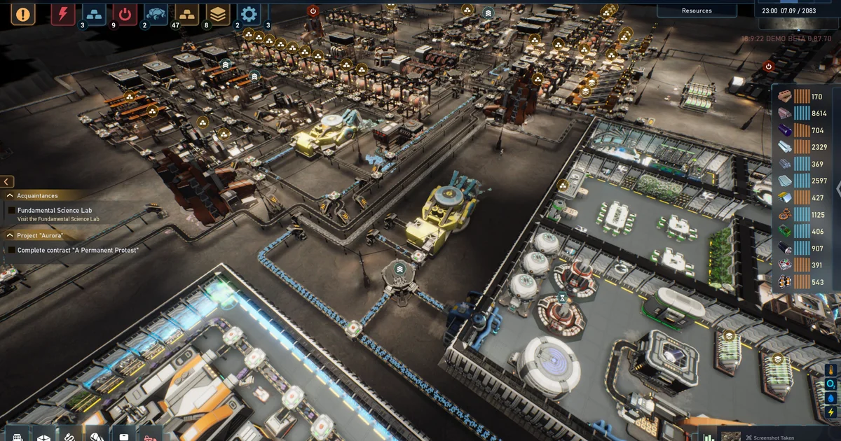 The Crust 1.0 a largement accéléré ses usines, mais la Lune garde encore quelques bugs en orbite